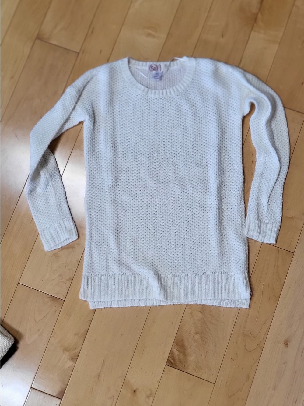 White Knit Crewneck Sweater - Brand: SO
